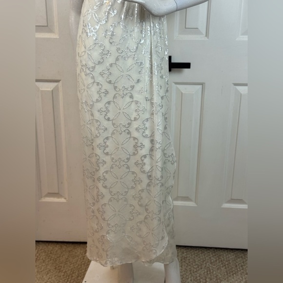 Nicole Miller Silk One Shoulder Dress Maxi 10 Long Foil Silver White Gown Size 2 - Picture 12 of 16